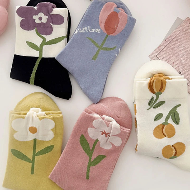 5 Pairs Women Floral Mid Tube Polyester Blend Casual Socks