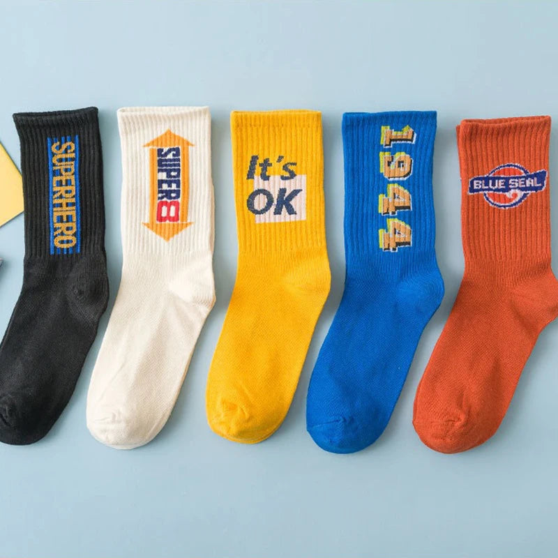 Cotton Blend Letter Printed Mid Tube Casual Crew Socks