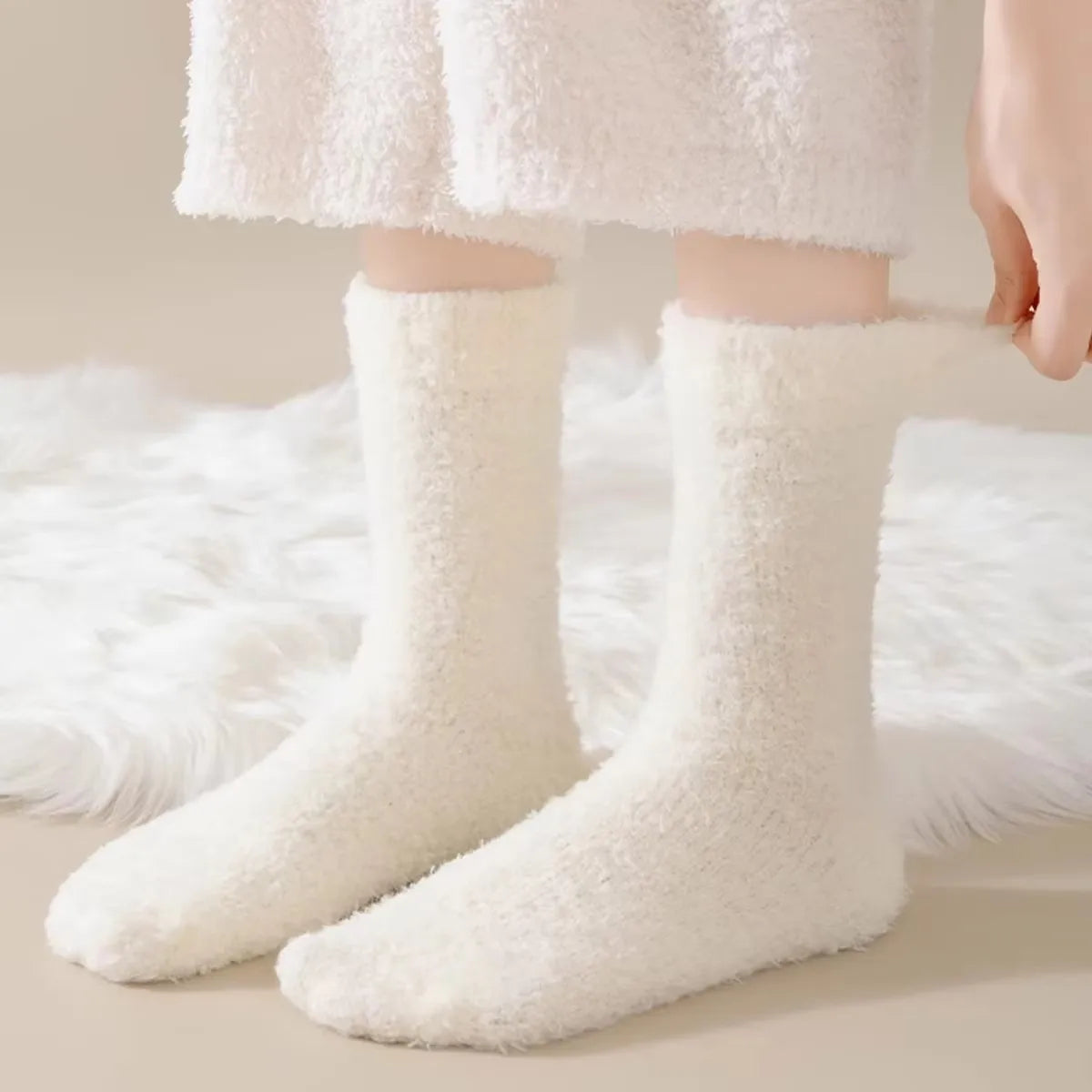 Polyester Elastane Fuzzy Crew Socks Set - 4
