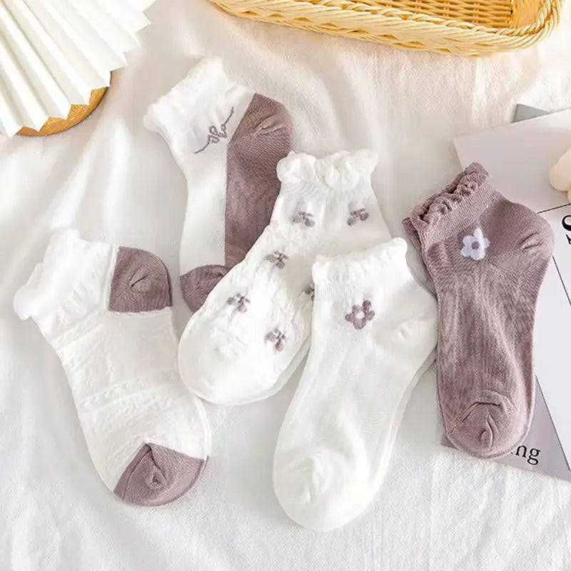 Polyester Blend Floral Pattern Casual Low Tube Socks