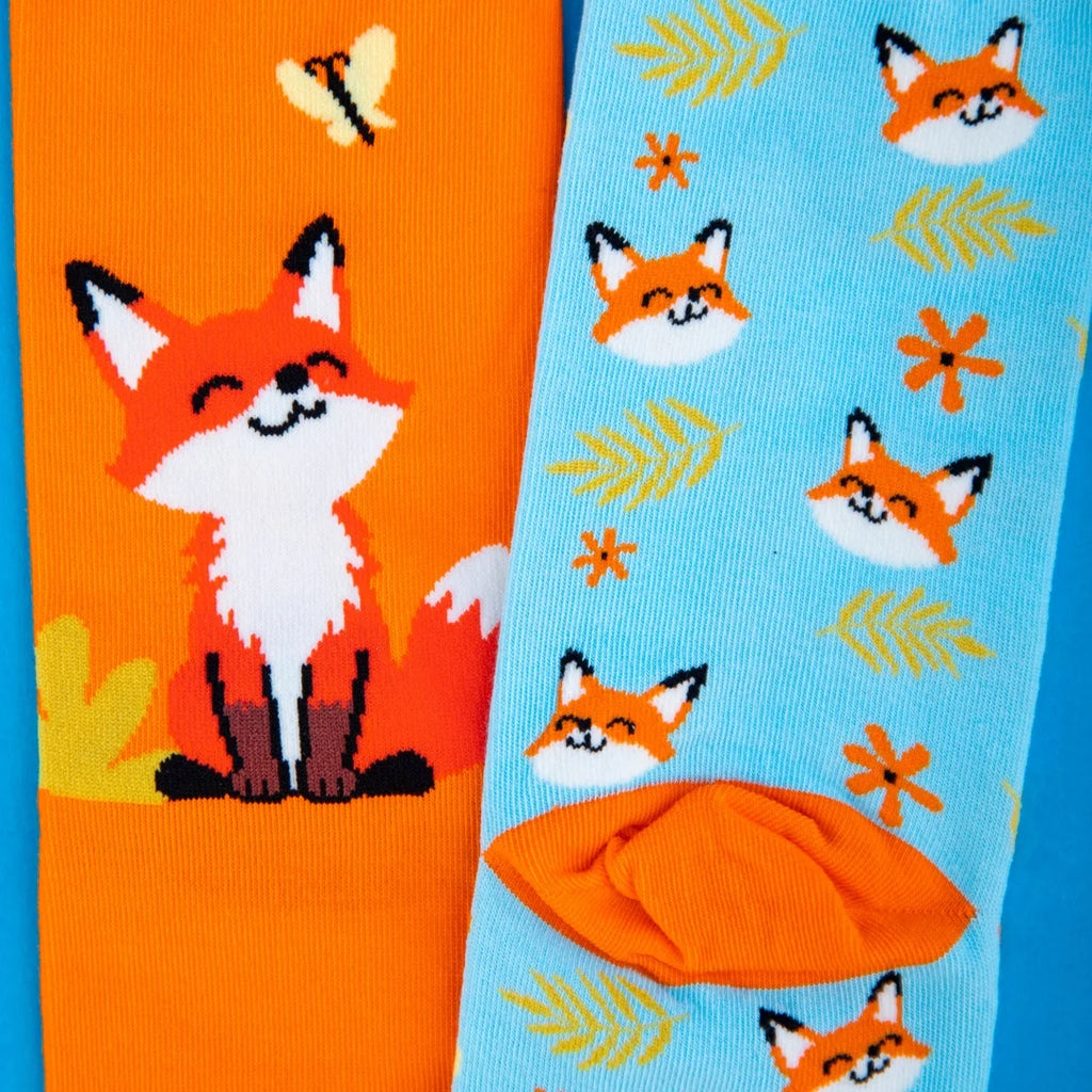 Cotton Blend Fox Pattern Mid Calf Unisex Socks