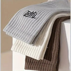 Polyester Elastane Blend Crew Socks Breathable Sweat Absorbing