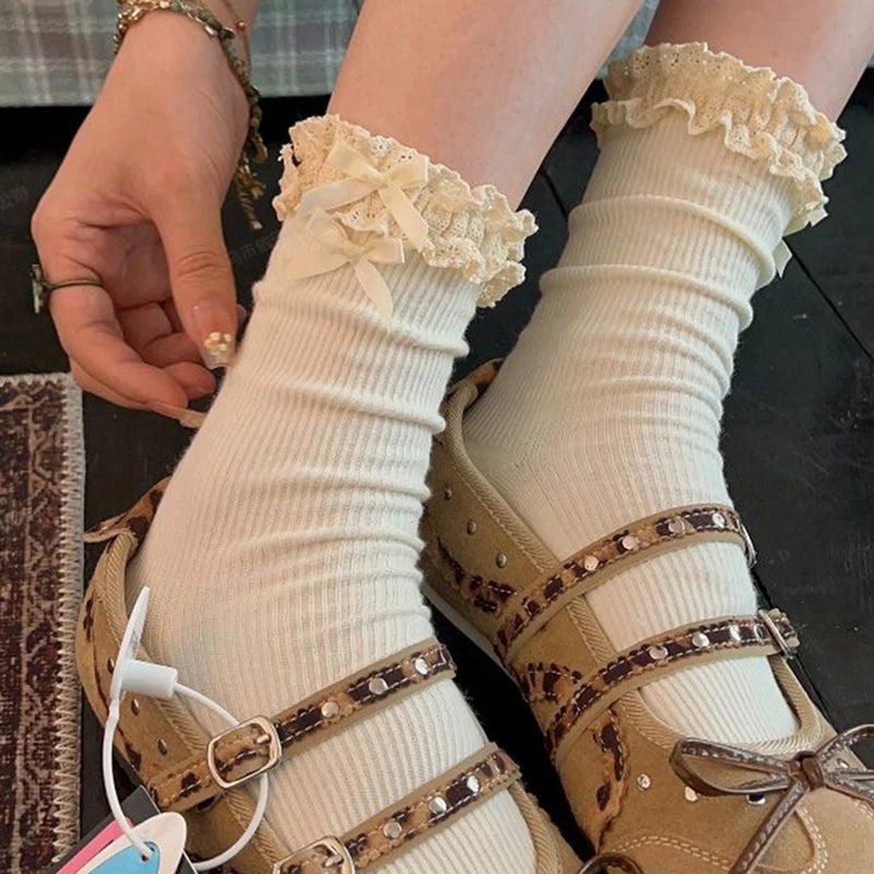 Lace Bow Mid Tube Cotton Blend Casual Socks