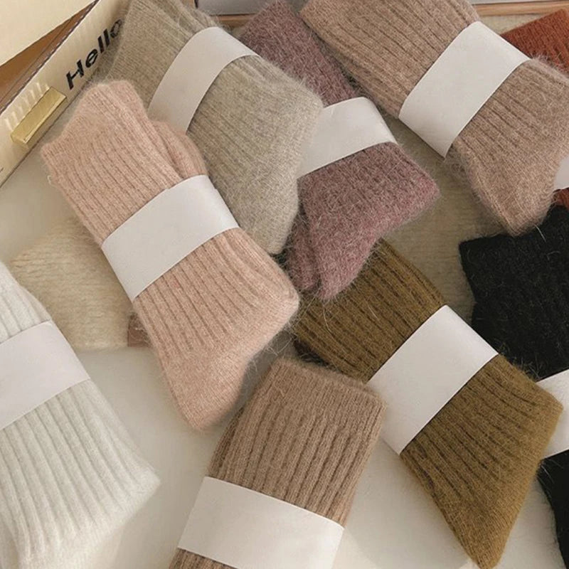 Polyester Elastane Warm Winter Mid Tube Socks