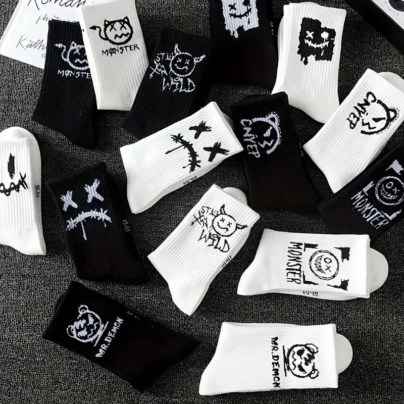 Polyester Spandex Graffiti Crew Socks
