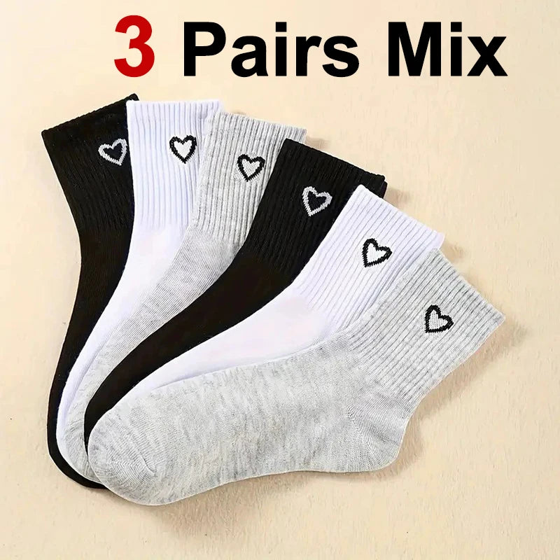 Polyester Spandex Heart Pattern Mid Tube Casual Socks - 10