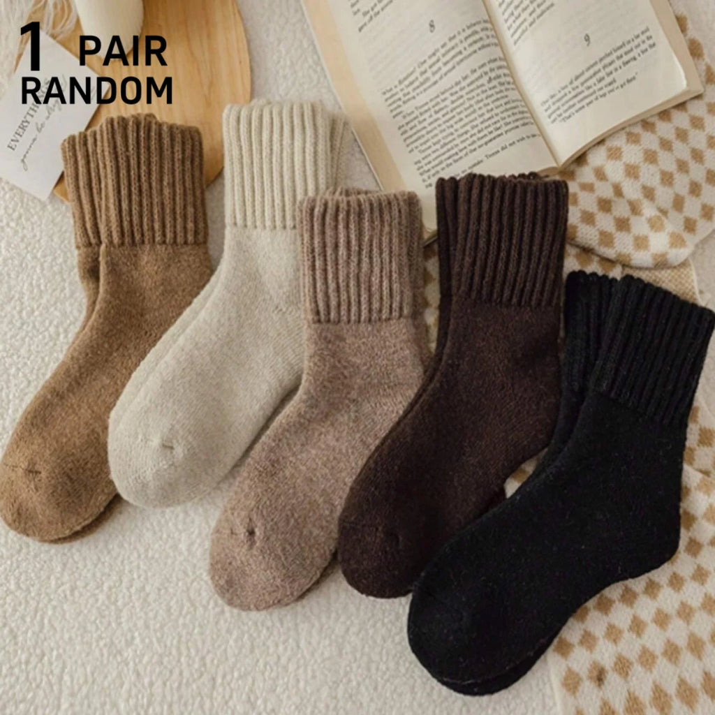 Polyester Elastane Knit Winter Crew Socks