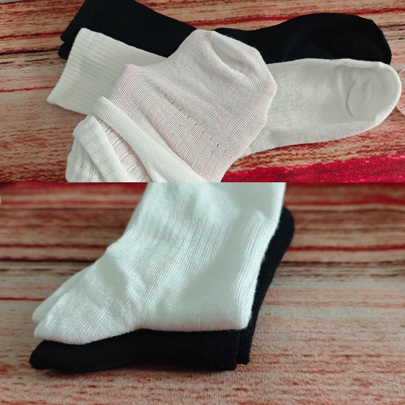 Polyester Blend Crew Socks Breathable Athletic Footwear