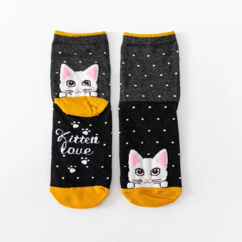 Cotton Blend Cat Pattern Casual Crew Socks for Women