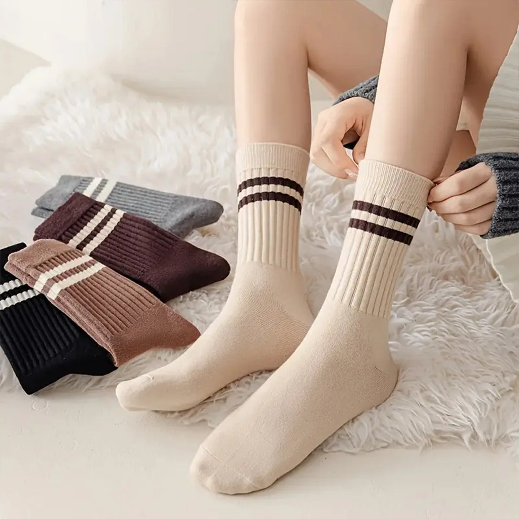 Polyester Elastane Striped Mid Tube Casual Socks
