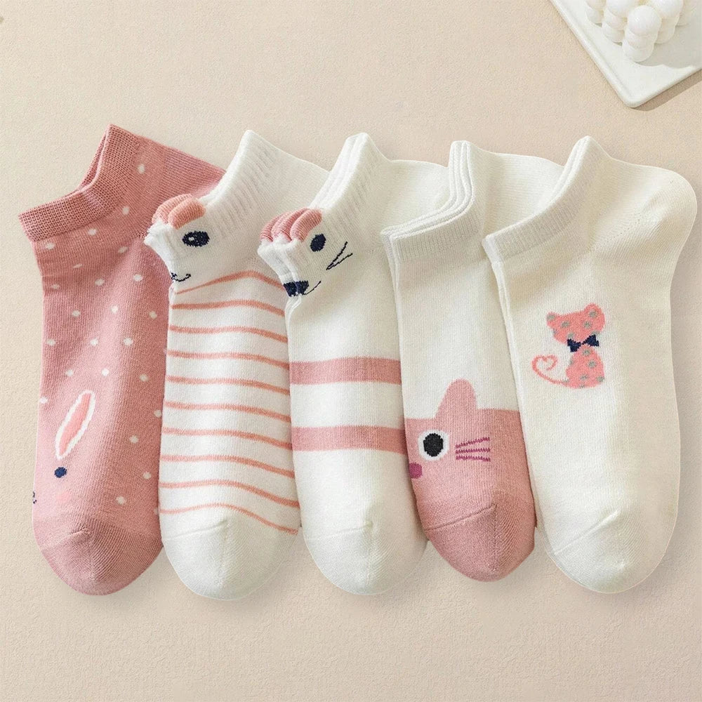 Polyester Blend Cartoon Pattern Low Tube Casual Socks