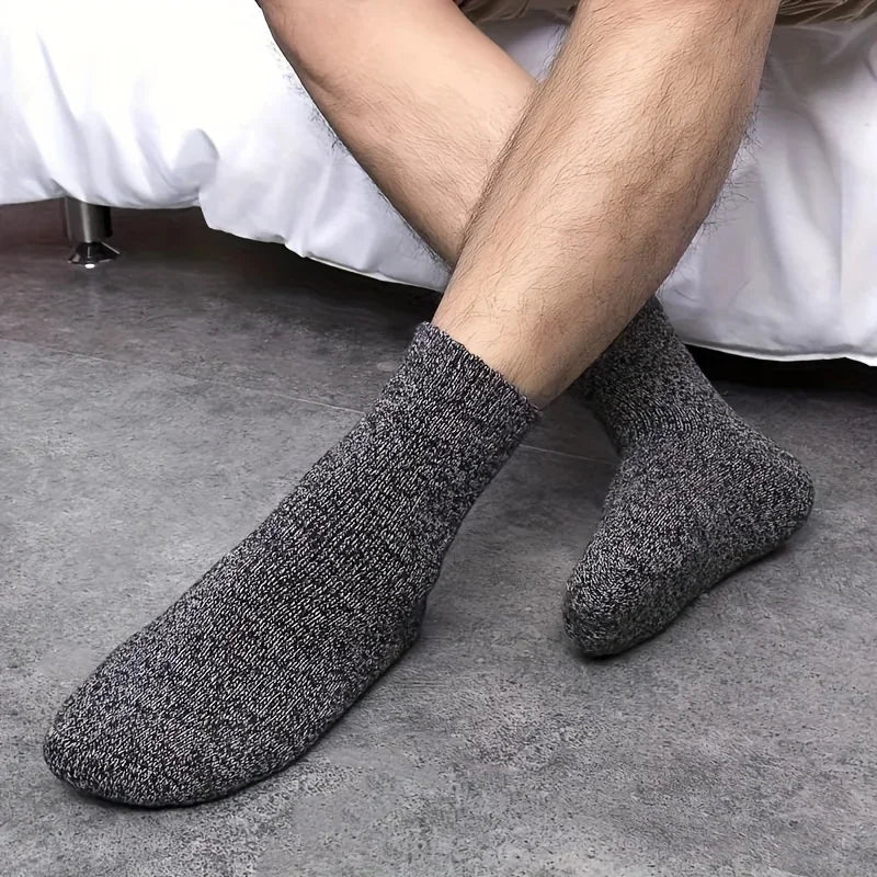 Polyester Elastane Knit Mid Calf Thermal Socks for Men
