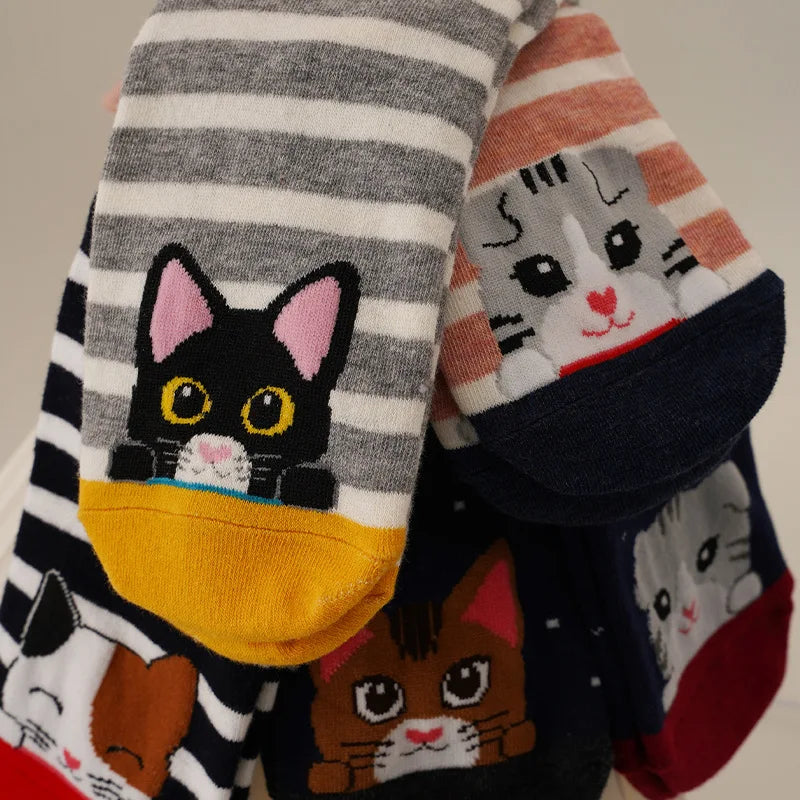Cotton Blend Cat Pattern Casual Crew Socks for Women