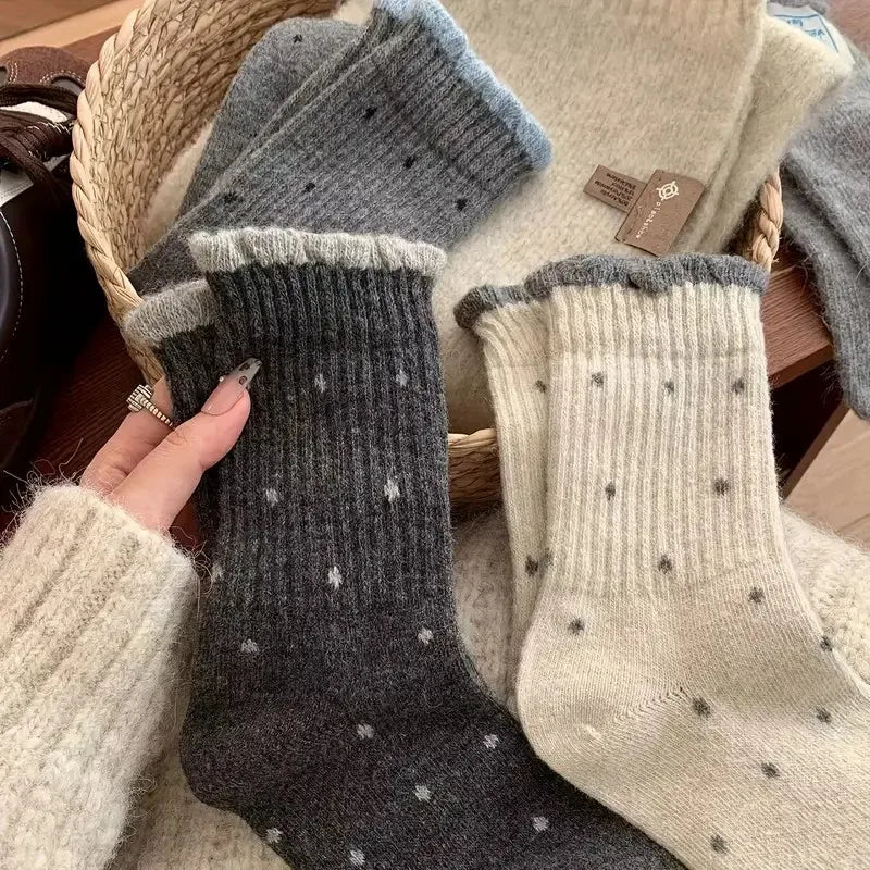 Polyester Elastane Polka Dot Mid Tube Casual Socks