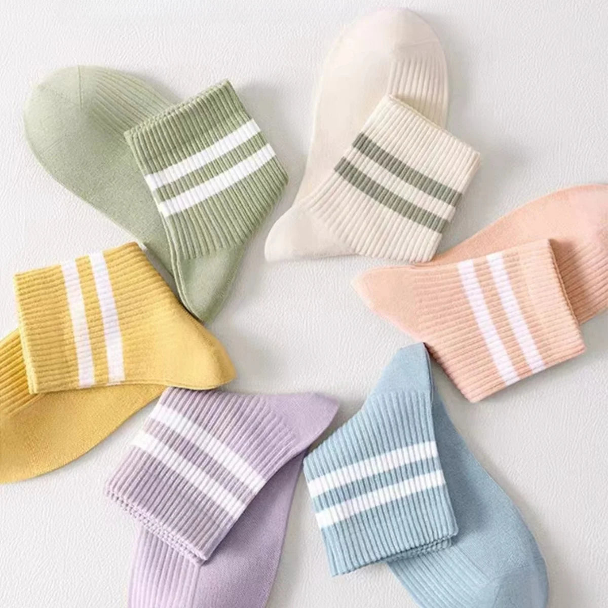 9 Pairs Women Polyester Elastane Striped Casual Middle Tube Socks - 2
