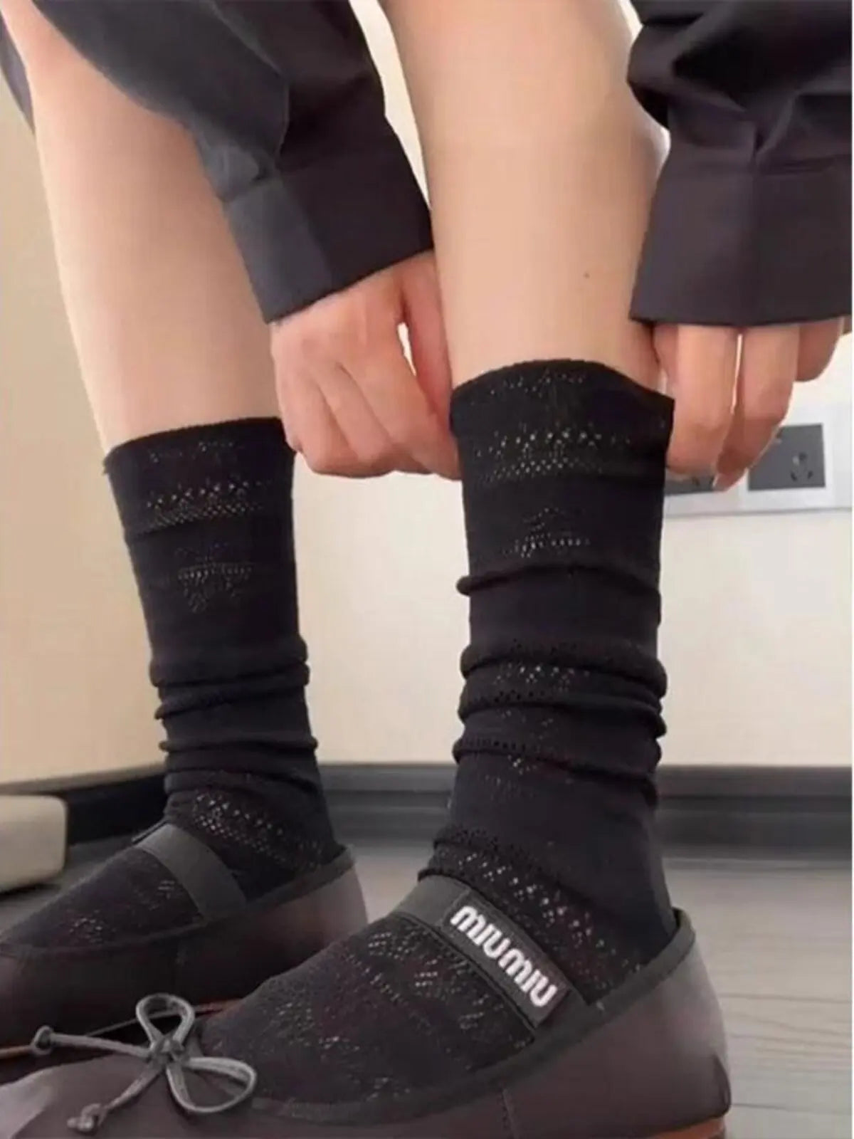 Polyester Lace Hollow Out Mid Calf Socks