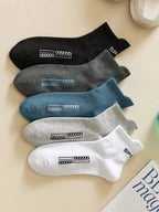 Polyester Elastane Blend Crew Socks Breathable Casual Footwear