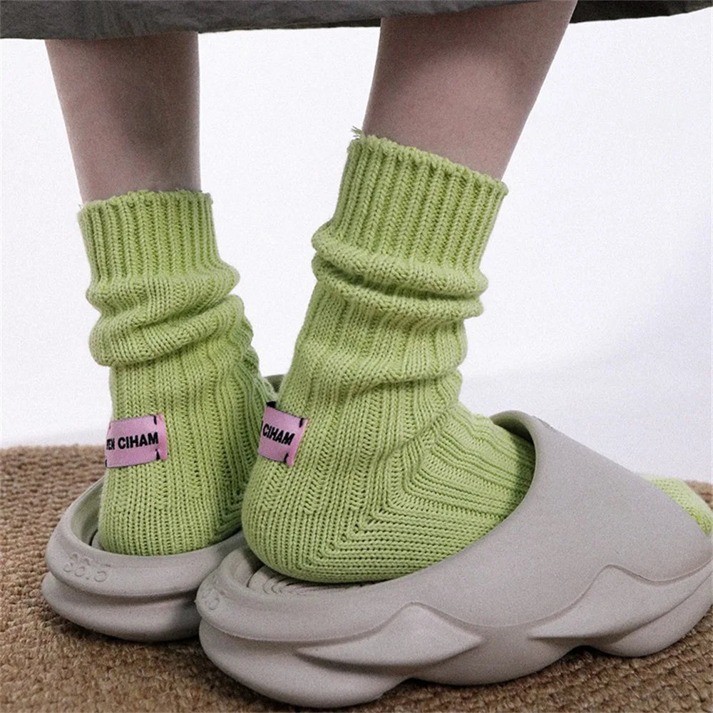 Thick Cotton Knit Mid Tube Crew Socks - 22