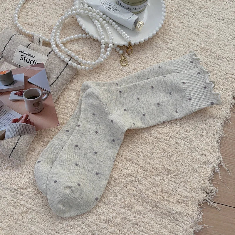 Polyester Spandex Polka Dot Mid Tube Casual Socks
