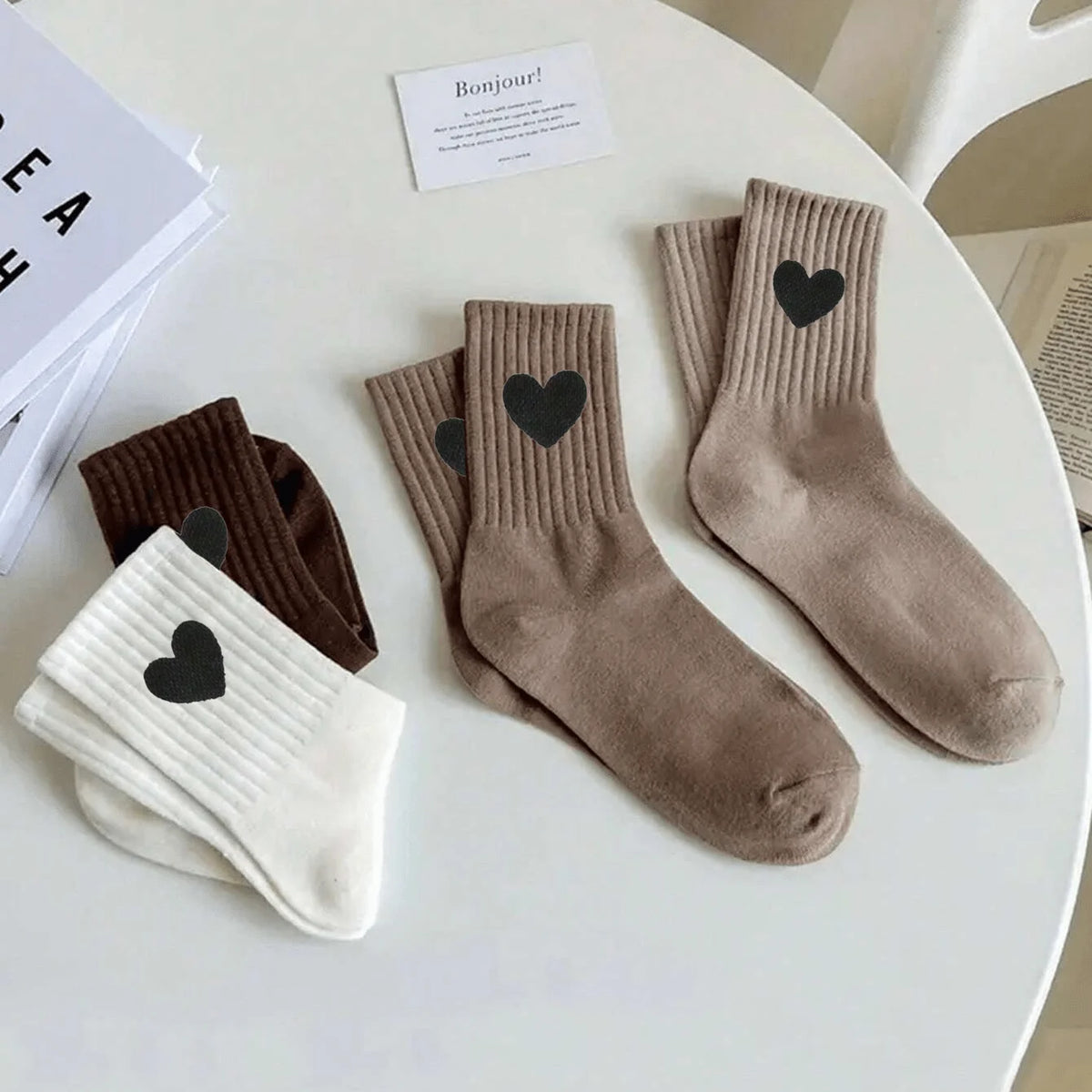 Polyester Elastane Heart Pattern Mid Tube Casual Socks