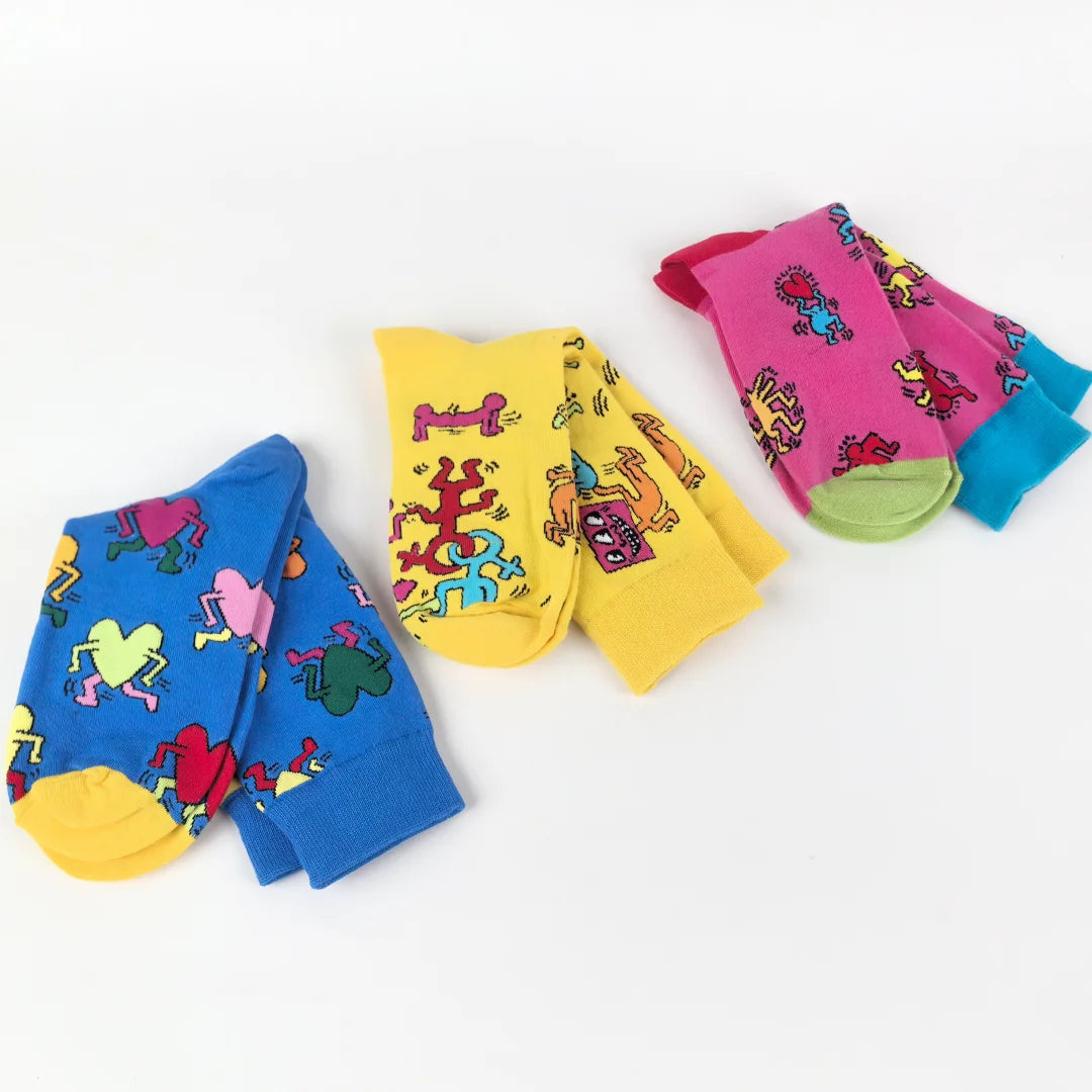 Cotton Blend Artistic Graffiti Pattern Mid Calf Unisex Socks - 3