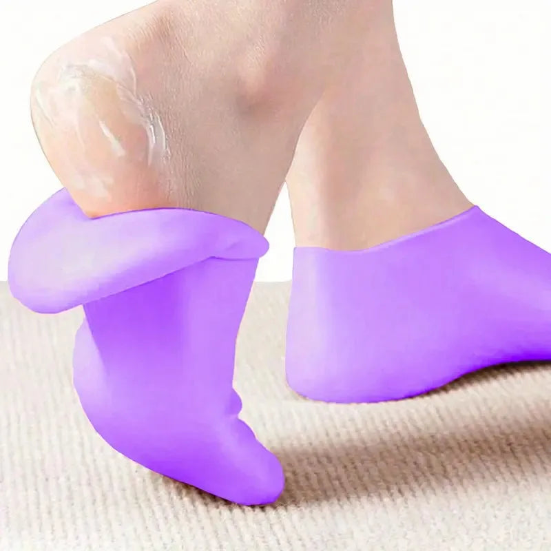 Silicone Moisturizing Socks for Dry Cracked Feet - 1