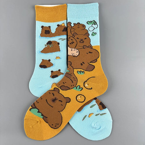 Cotton Blend Capybara Pattern Mid Tube Casual Socks
