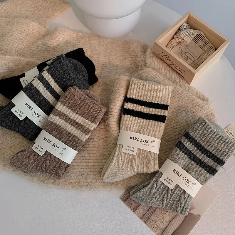 Polyester Elastane Striped Mid Tube Socks