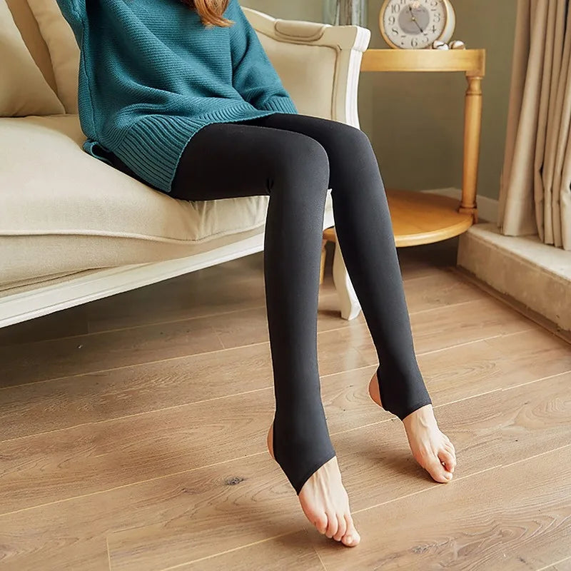 Fleece Lined Nylon Elastane Winter Tights - 28