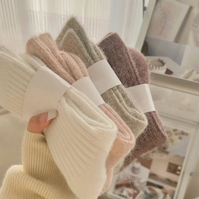 Polyester Elastane Warm Winter Mid Tube Socks