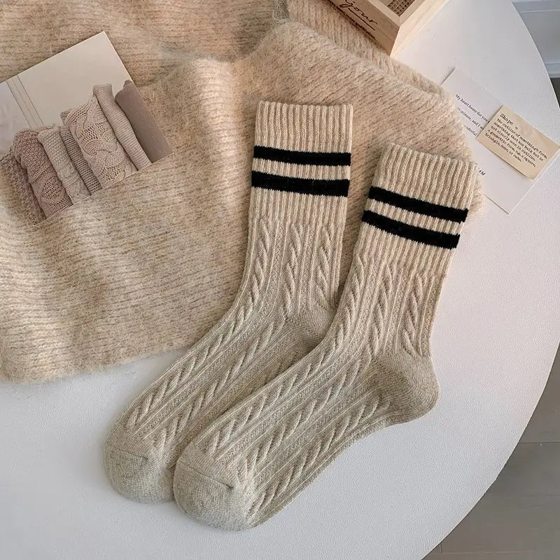 Polyester Elastane Striped Mid Tube Socks