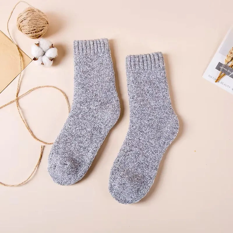 Mens Polyester Spandex Knit Crew Socks