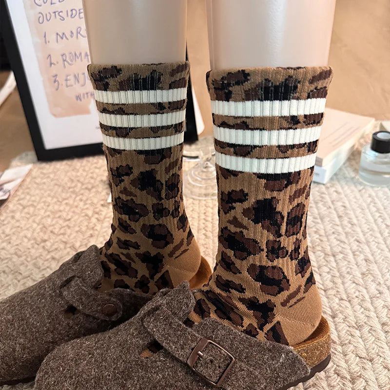 Polyester Leopard Print Mid Calf Casual Socks