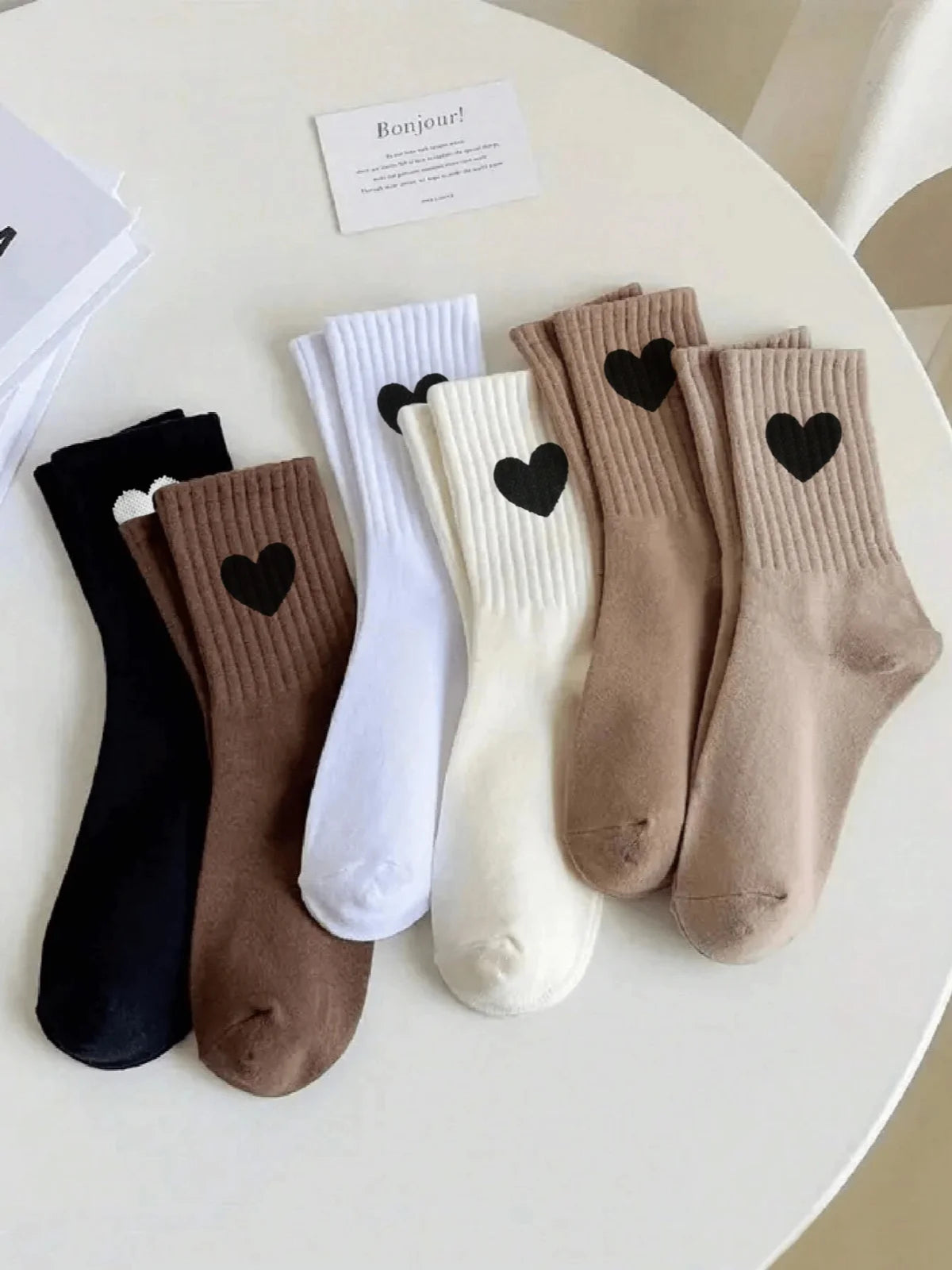 Polyester Elastane Heart Pattern Mid Tube Casual Socks