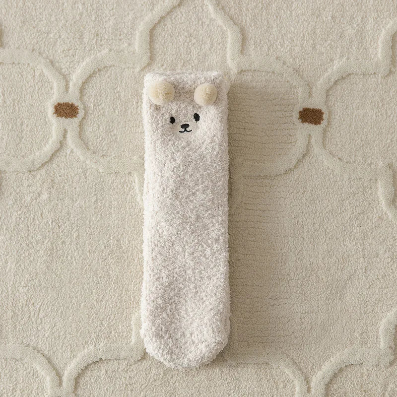 Polyester Blend Bear Cartoon Pattern Mid Tube Casual Socks