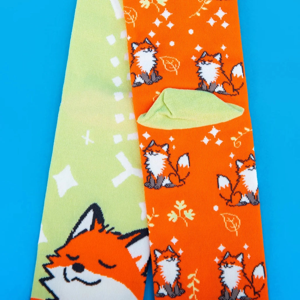 Cotton Blend Cartoon Fox Pattern Mid Calf Socks