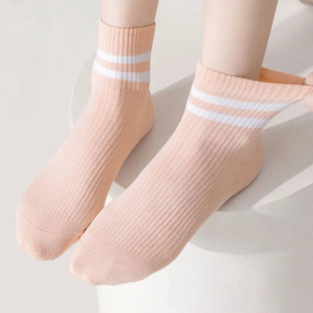 9 Pairs Women Polyester Elastane Striped Casual Middle Tube Socks - 6
