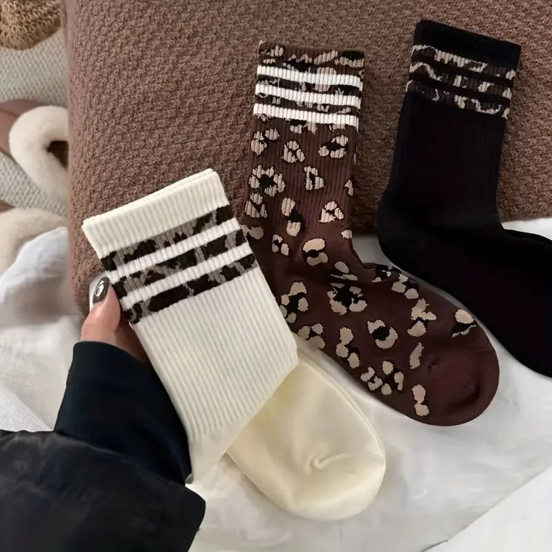Polyester Leopard Print Mid Calf Casual Socks