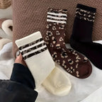 Polyester Leopard Print Mid Calf Casual Socks