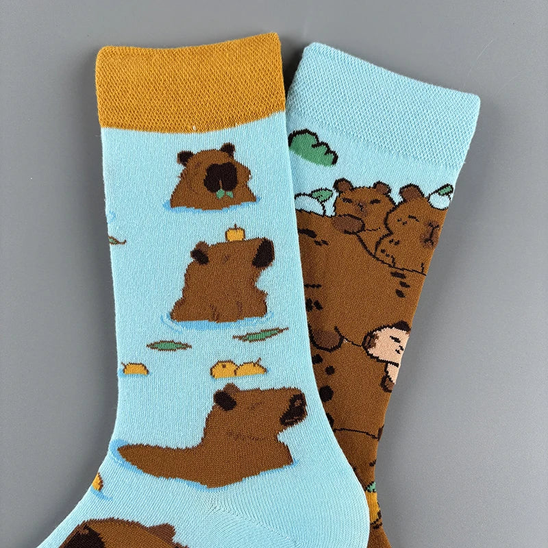 Cotton Blend Capybara Pattern Mid Tube Casual Socks