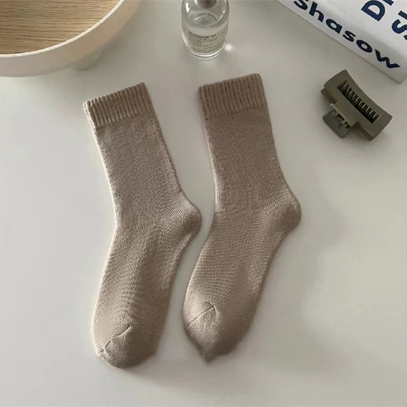 Thick Polyester Elastane Thermal Socks for Winter Warmth