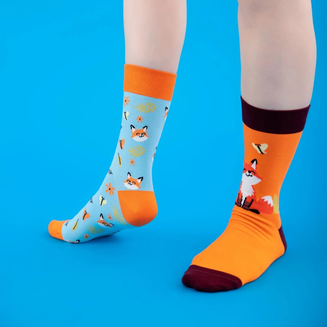 Cotton Blend Fox Pattern Mid Calf Unisex Socks