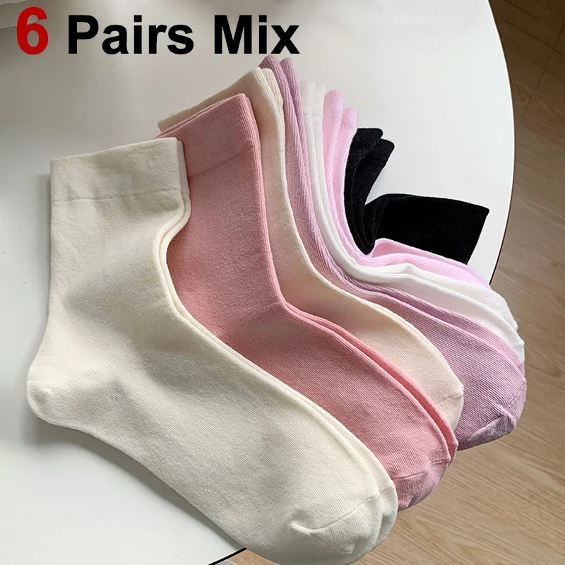 Polyester Blend Middle Tube Casual Socks