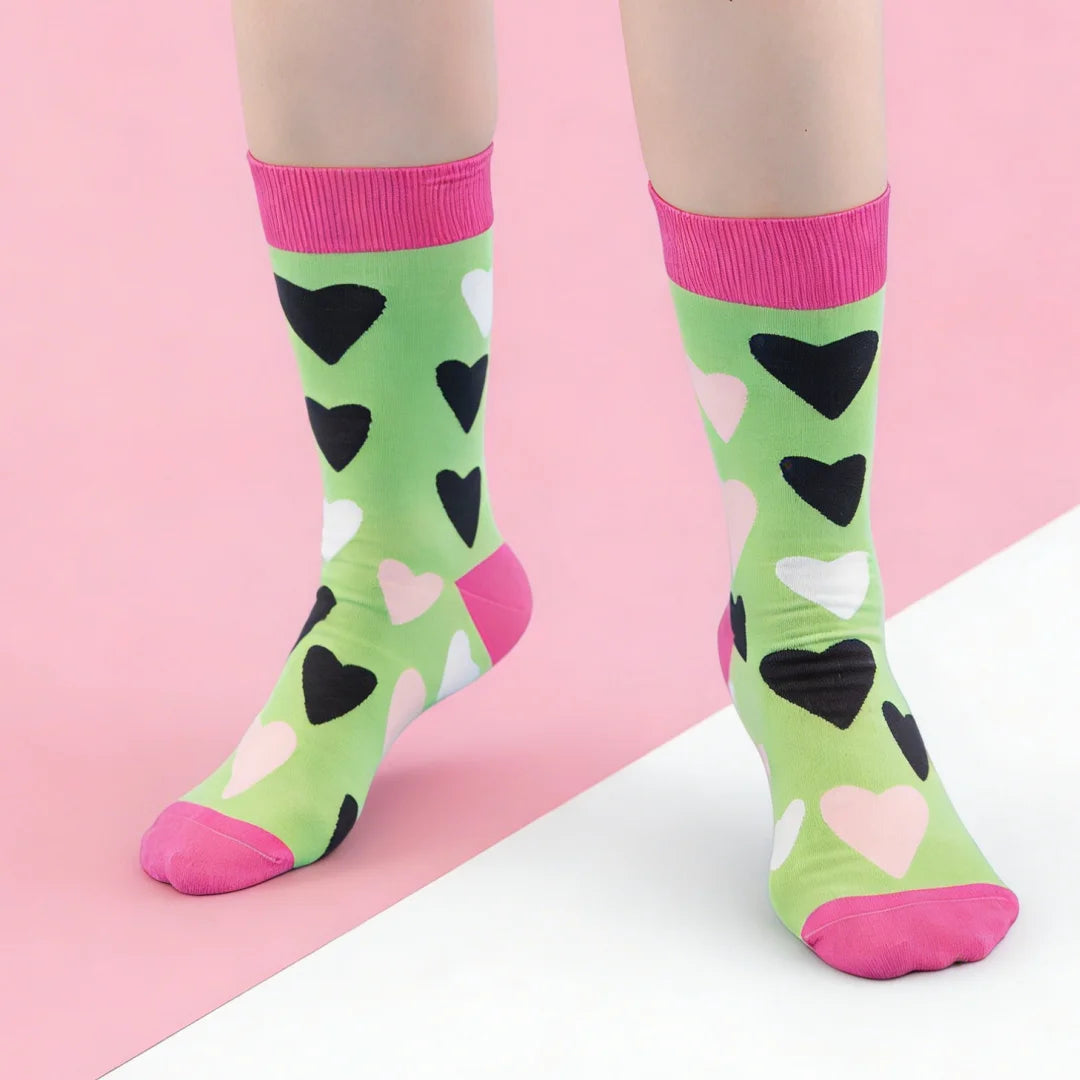 Cotton Polyester Heart Pattern Women Mid Tube Socks - 3