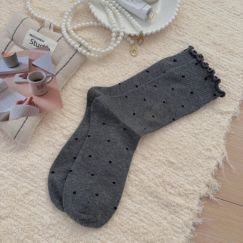 Polyester Spandex Polka Dot Mid Tube Casual Socks