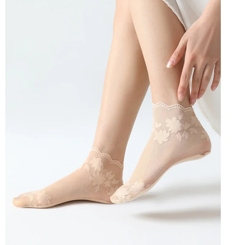 Floral Lace Low Tube Womens Socks - 8