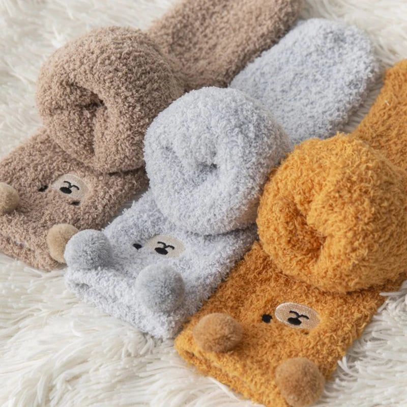 Polyester Blend Bear Cartoon Pattern Mid Tube Casual Socks