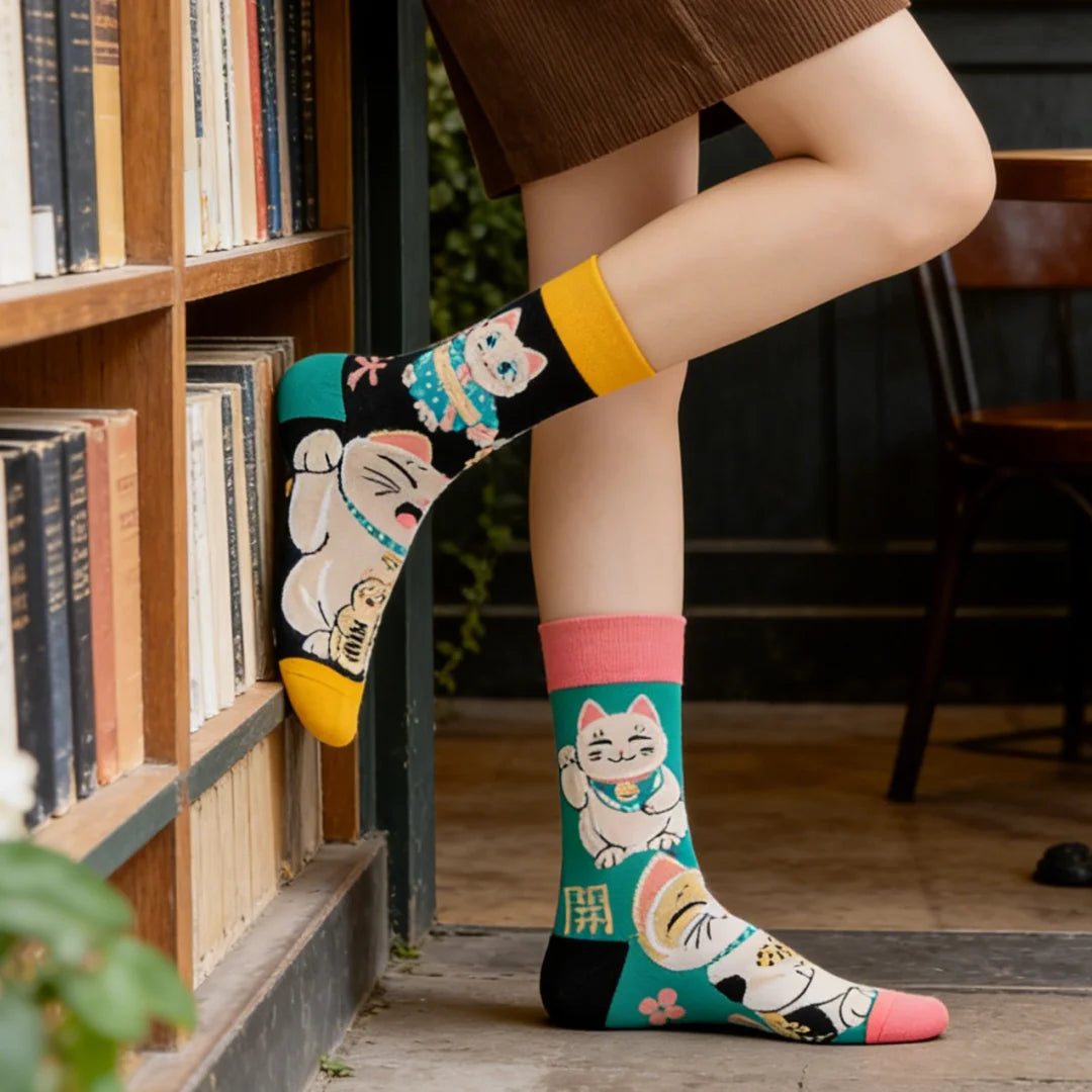 Cotton Blend Lucky Cat Crew Socks - 8
