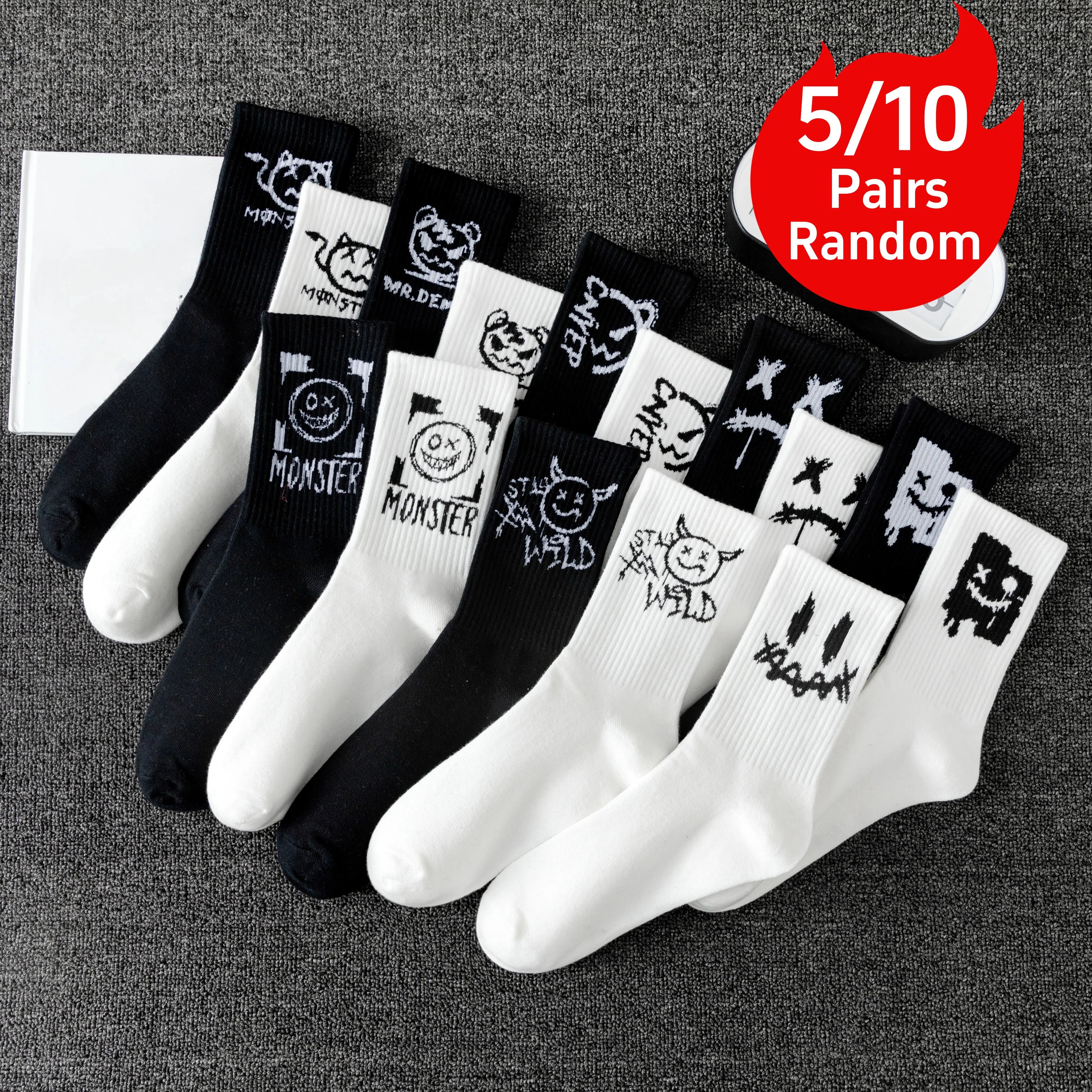 Polyester Elastane Crew Socks Graphic Print - 1