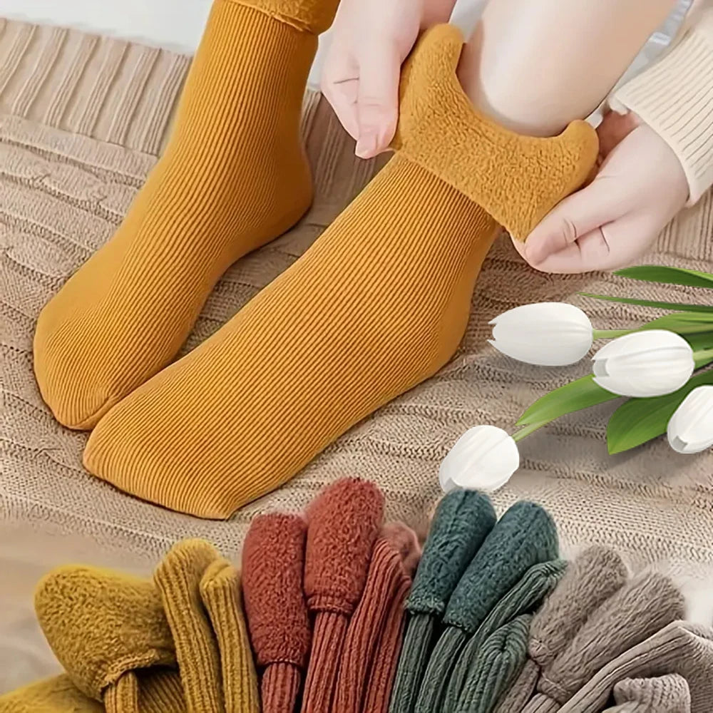 Polyester Elastane Thermal Socks For Winter Warmth - 1